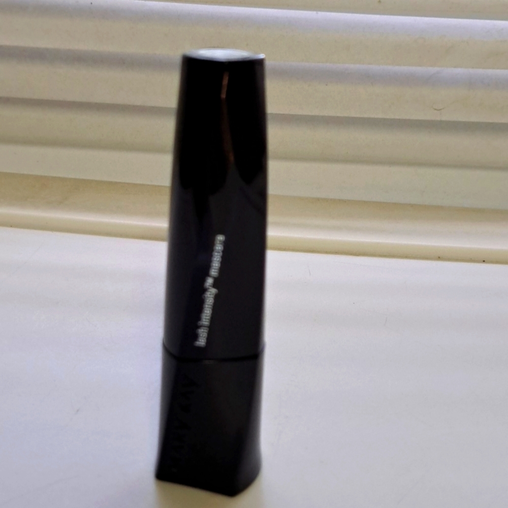 Mary Kay mascara BLACK Lash Intensity